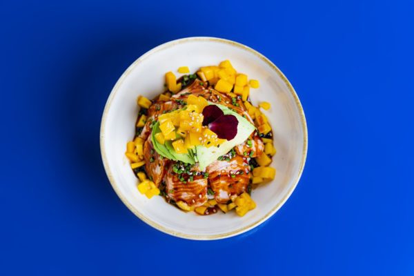 Poke Bowl salmone scottato